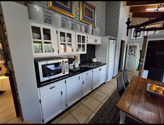 3 BEDROOM FREEHOLD FOR SALE IN GLENVISTA